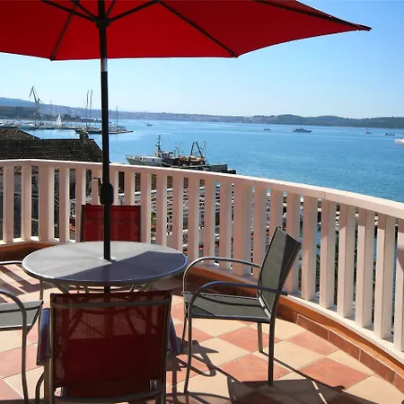 Kaja - Right Next To The Apartmán Trogir