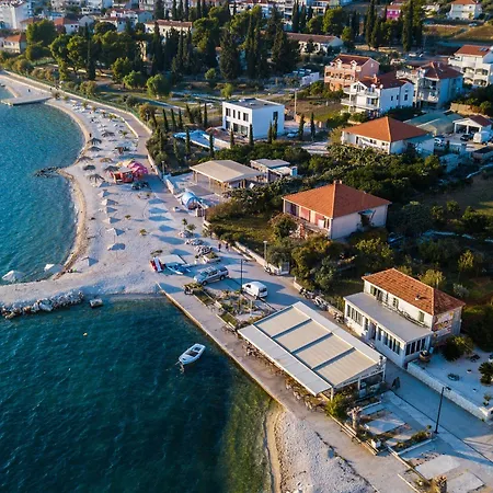 Kaja - Right Next To The Апартаменти Трогір